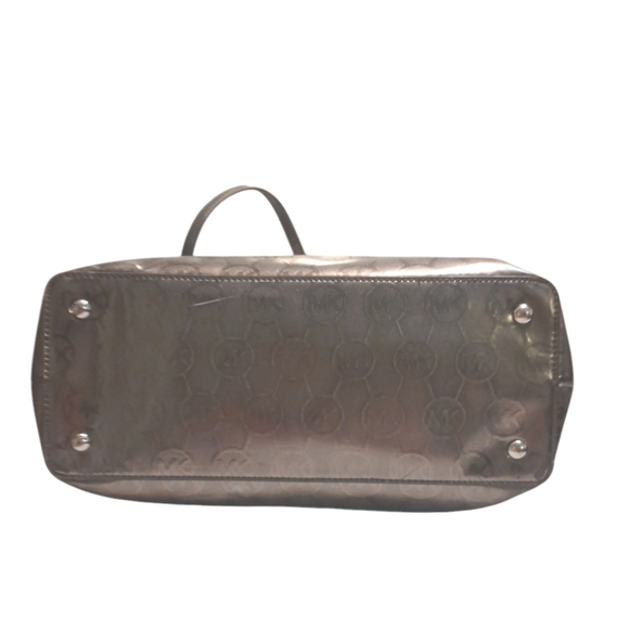 Michael Kors Bronze Tote Metalluc Chain-Link Shoulder Bag - Picture 4 of 12